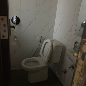 Bathroom in 5 BHK Independent House at Eldeco Ananda, Sector 47 – for Sale