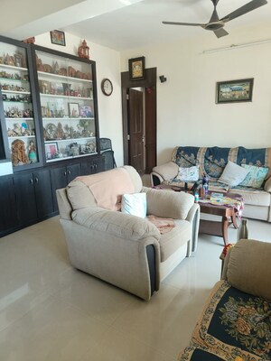 Living Room in 5 BHK Apartment at Matunga – for Sale