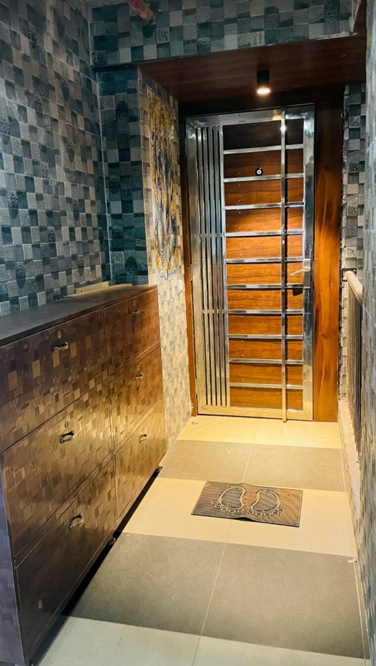 Balcony, gaur-yamuna-city-16th-park-view 4 Bedroom 1950 Sq.Ft. Apartment In Gaur Yamuna City Greater Noida 9663768