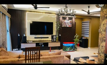 Living Room in 4 BHK Apartment at Gaur Yamuna City 16th Park View, Gaur Yamuna City – for Sale