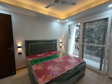 Bedroom in 3 BHK Builder Floor at Saket – for Rent
