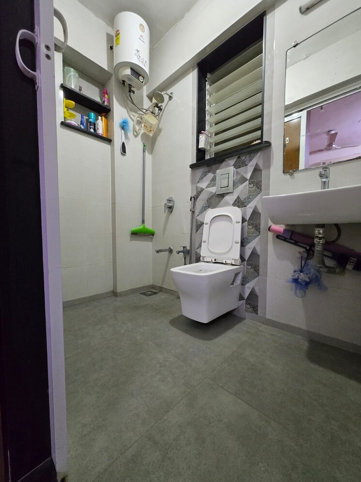 Bathroom, bhoomi-rock-avenue 1 Bedroom 585 Sq.Ft. Apartment In Kandivali West Mumbai 9663770