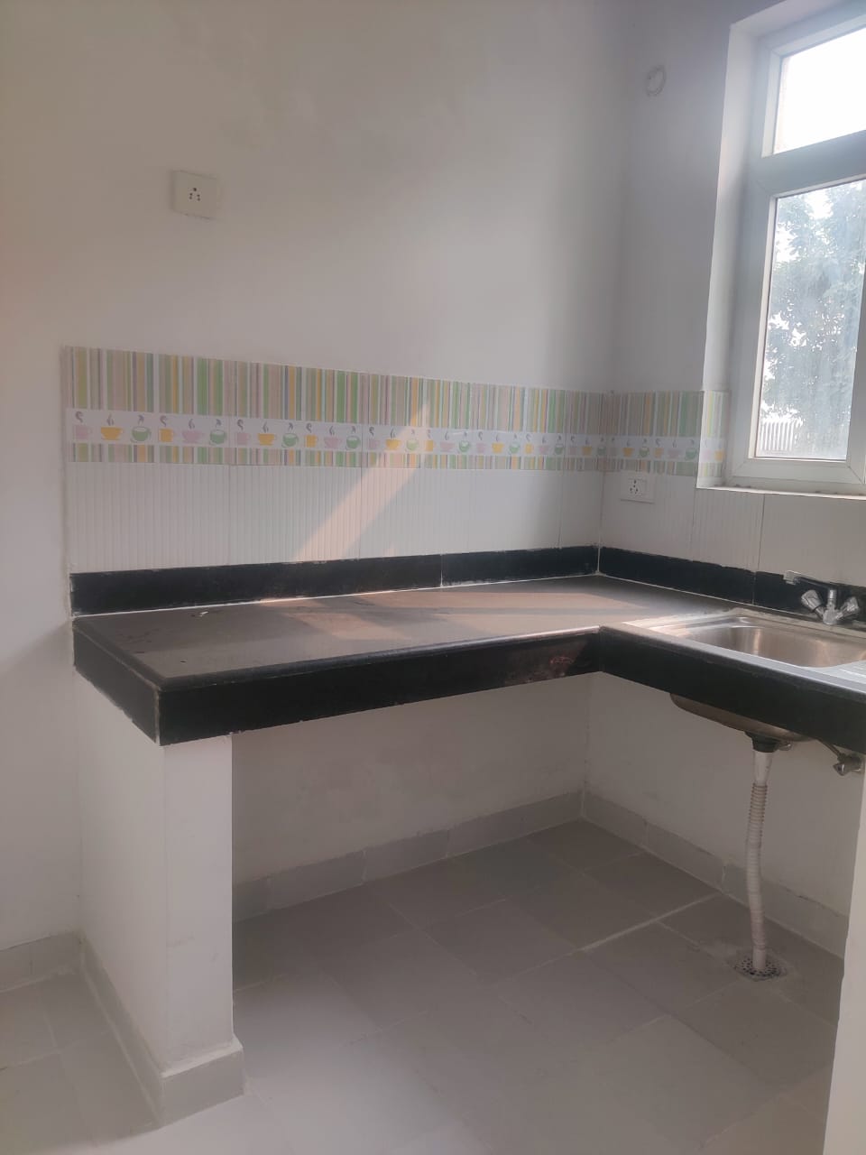 Kitchen, klj-greens 2.5 Bedroom 964 Sq.Ft. Apartment In Sector 77 Faridabad 9663819