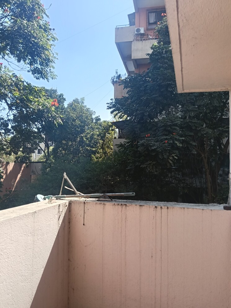 Balcony, spring-glory-co-operative-society 1 Bedroom 550 Sq.Ft. Apartment In Kharadi Pune 9663848