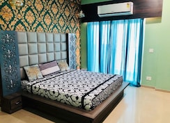 4 BHK + Extra Room Apartment For Sale in Mahagun Mywoods