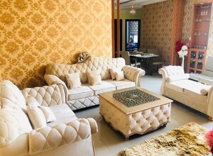 Living Room in 4 BHK Apartment at Mahagun Mywoods, Sector 16c Greater Noida – for Sale