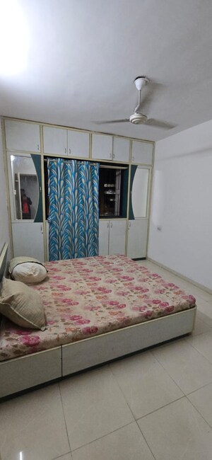 Bedroom in 2 BHK Apartment at Magarpatta Daffodils Apartment, Hadapsar – for Rent