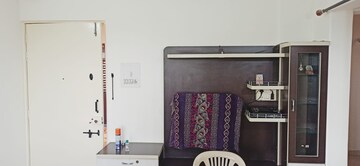 Furnished Amenities in 1 BHK Apartment at Nirmiti 25 East, Kharadi – for Rent