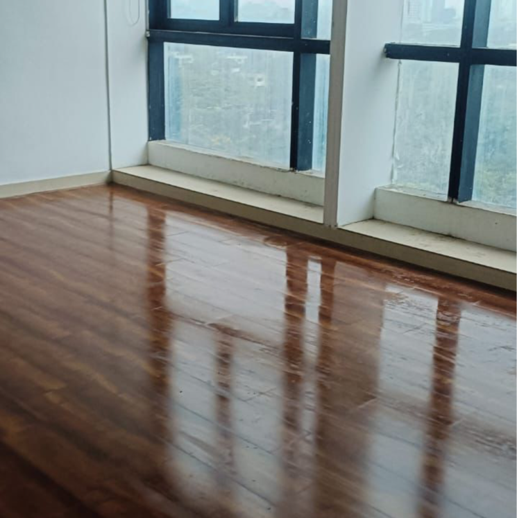 Room, mahalaxmi-chs-matunga Commercial Office Space 2000 Sq.Ft. In Matunga West Mumbai 9663925