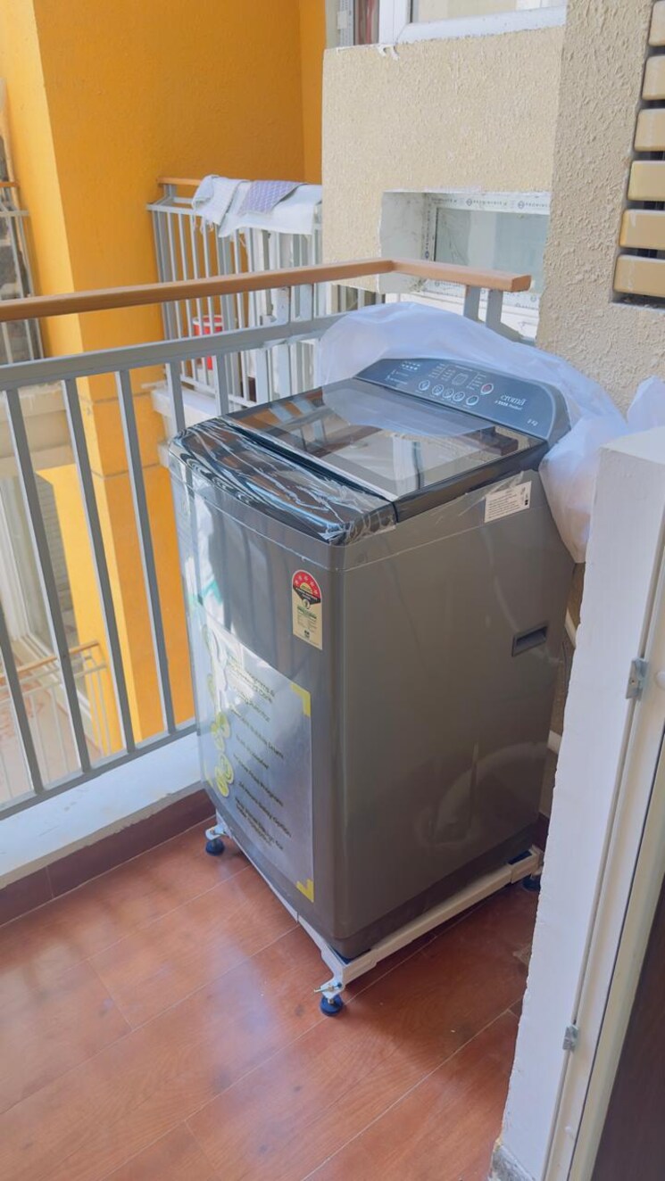 Balcony, rishita-manhattan 2 Bedroom 905 Sq.Ft. Apartment In Gomti Nagar Lucknow 9663932