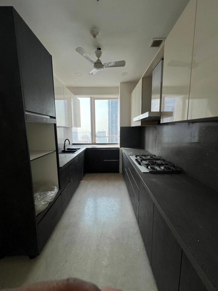 Kitchen, indiabulls-blu 3 Bedroom 2240 Sq.Ft. Apartment In Worli Mumbai 9663942