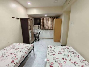 Bedroom in  Pg at Kurla – for Rent