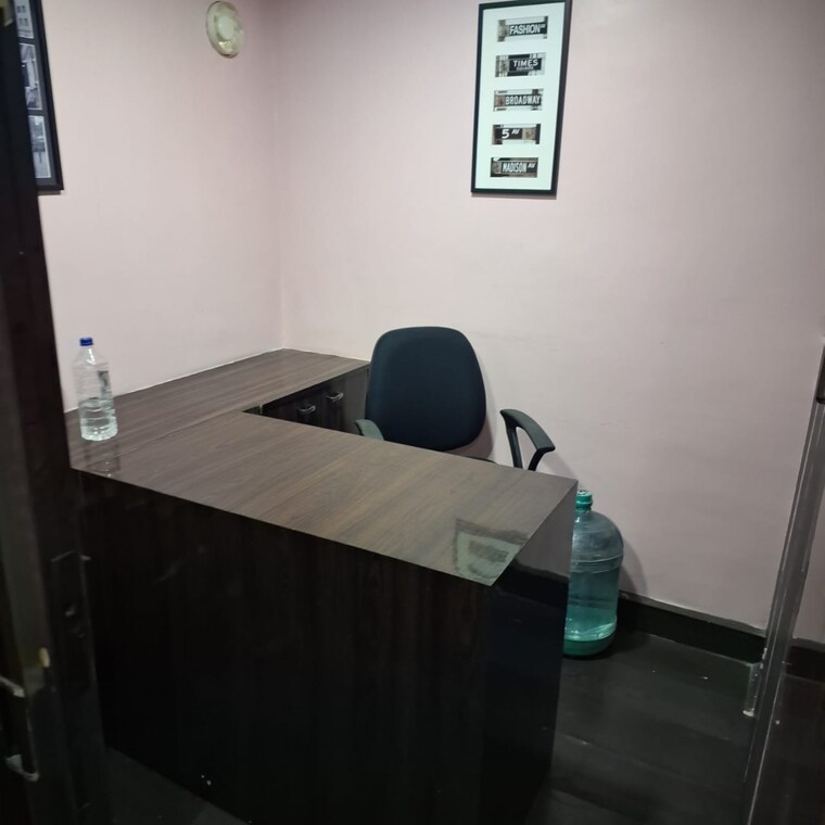 Team Area, camac street Commercial Office Space 500 Sq.Ft. In Camac Street Kolkata 9663949