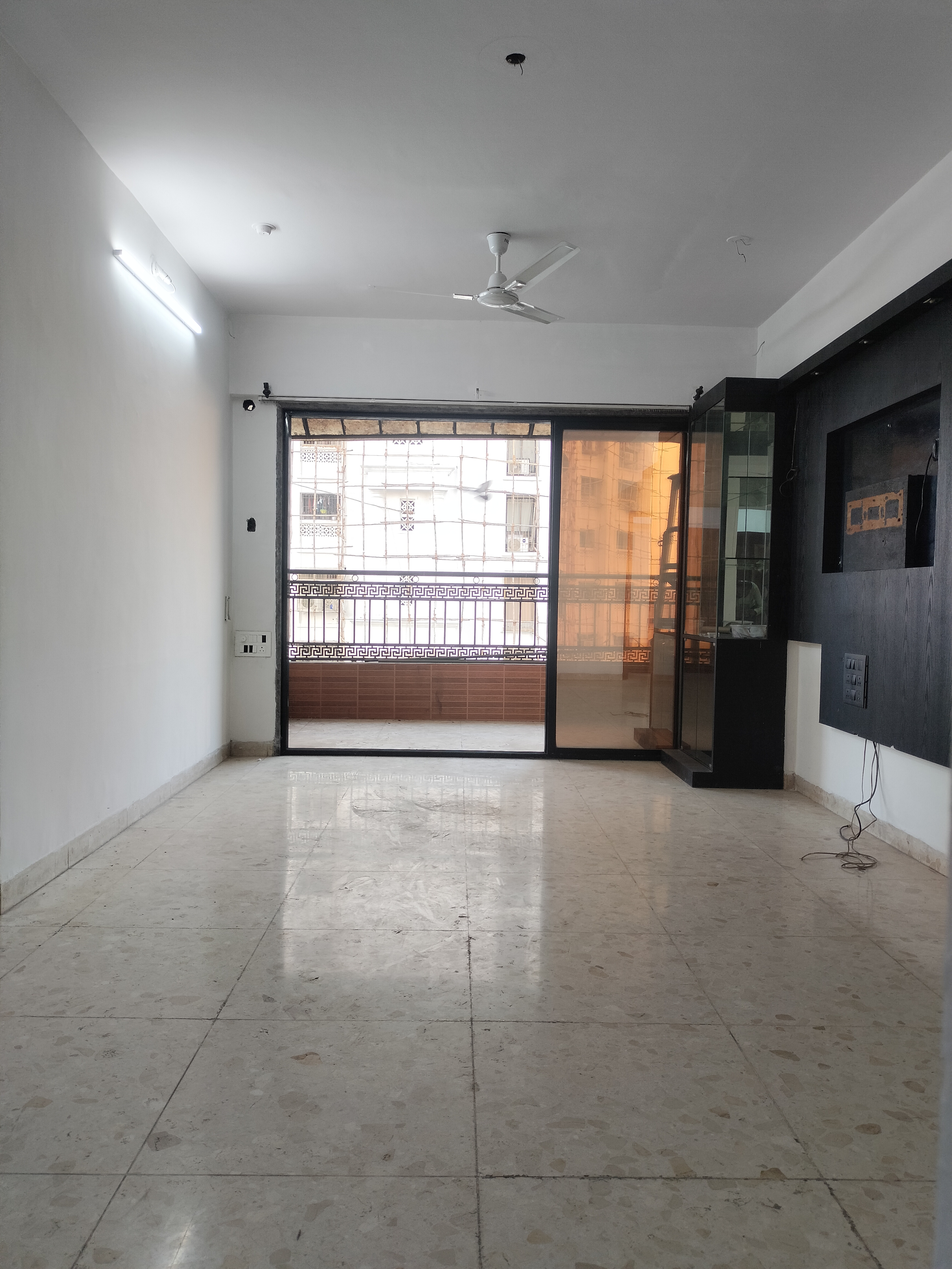 2 BHK Apartment For Sale in Swastik Regalia