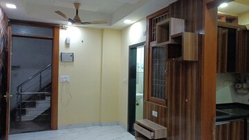 Living Room in 2 BHK Builder Floor at Vaishali Sector 5 – for Rent