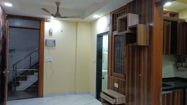 Living Room, vaishali sector 5 2 Bedroom 750 Sq.Ft. Builder Floor In Vaishali Sector 5 Ghaziabad 9664014