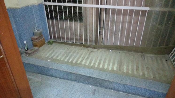 Balcony, vaishali sector 5 2 Bedroom 750 Sq.Ft. Builder Floor In Vaishali Sector 5 Ghaziabad 9664014