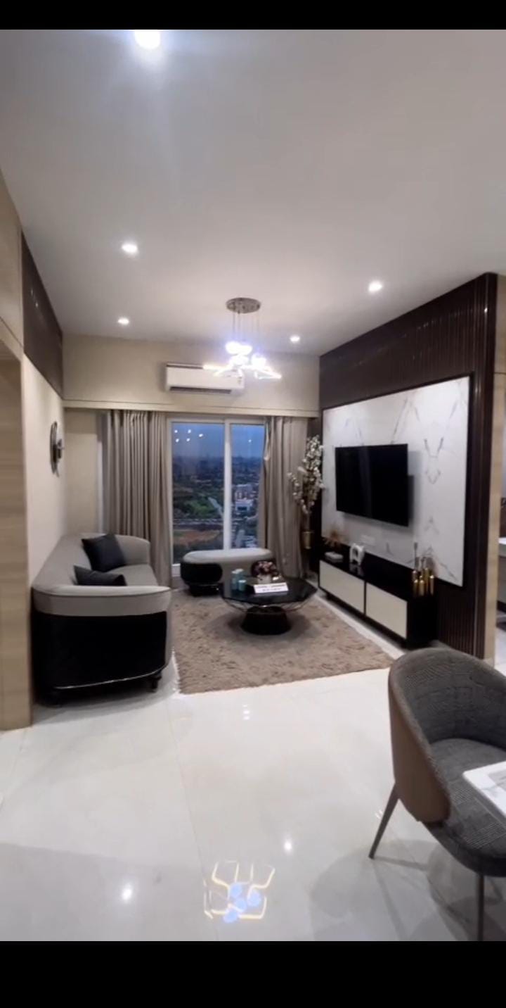1 BHK 325 Sq.Ft. Apartment in Ruparel Urbana