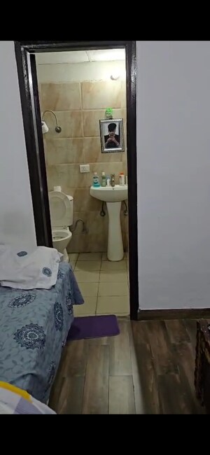 Bathroom in 2.5 BHK Apartment at Ajnara Le Garden, Sector 16b Greater Noida – for Rent