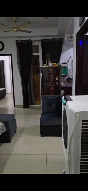 Team Area in 2.5 BHK Apartment at Ajnara Le Garden, Sector 16b Greater Noida – for Rent