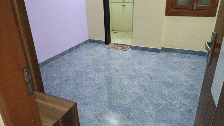 Room, vaishali sector 5 2 Bedroom 760 Sq.Ft. Builder Floor In Vaishali Sector 5 Ghaziabad 9664062