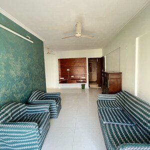 2 BHK Apartment For Rent in The Discovery CHS, Rajendra Nagar