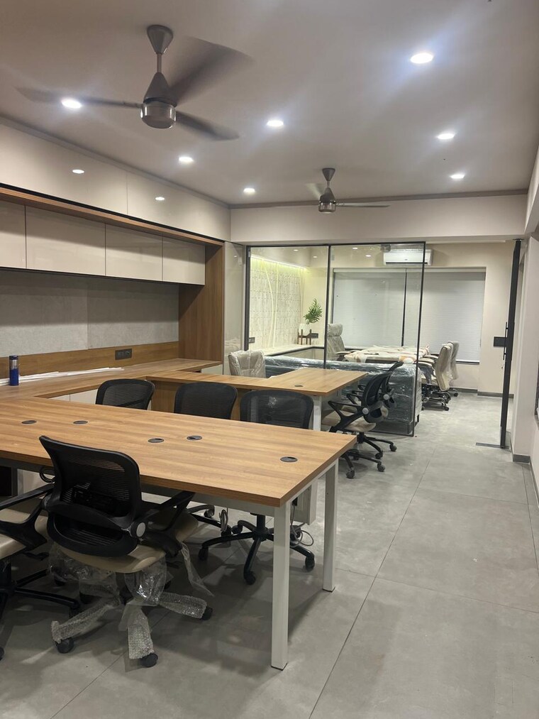 Gym, science city Commercial Office Space 941 Sq.Ft. In Science City Ahmedabad 9664038