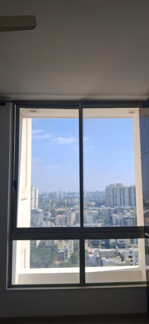 2 BHK Apartment For Rent in Hiranandani Club Meadows, Bannerghatta