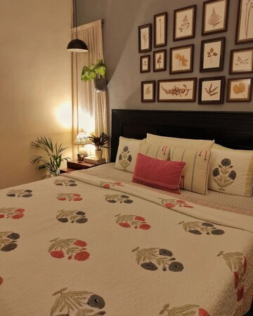 Bedroom in 2 BHK Apartment at Lodha Parkside, Worli – for Rent