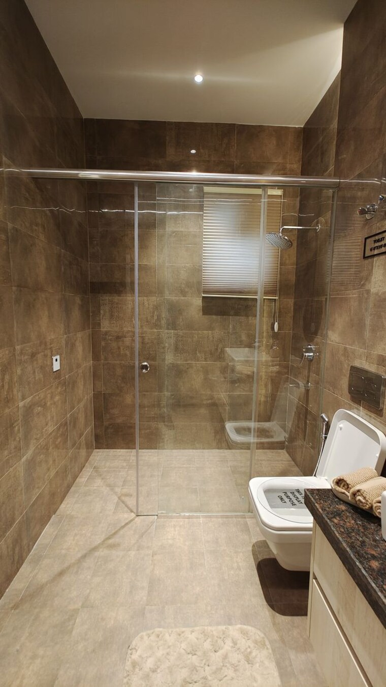 Bathroom, runwal-nirvana 3 Bedroom 1250 Sq.Ft. Apartment In Parel Mumbai 9664095