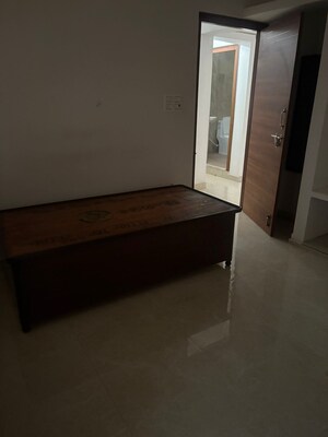 Room in 3 BHK Independent House at Gms Road – for Rent