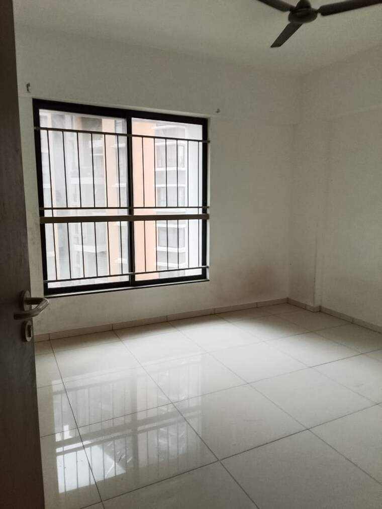 Room, pride-world-city-kingsbury 2 Bedroom 561 Sq.Ft. Apartment In Charholi Budruk Pune 9664224