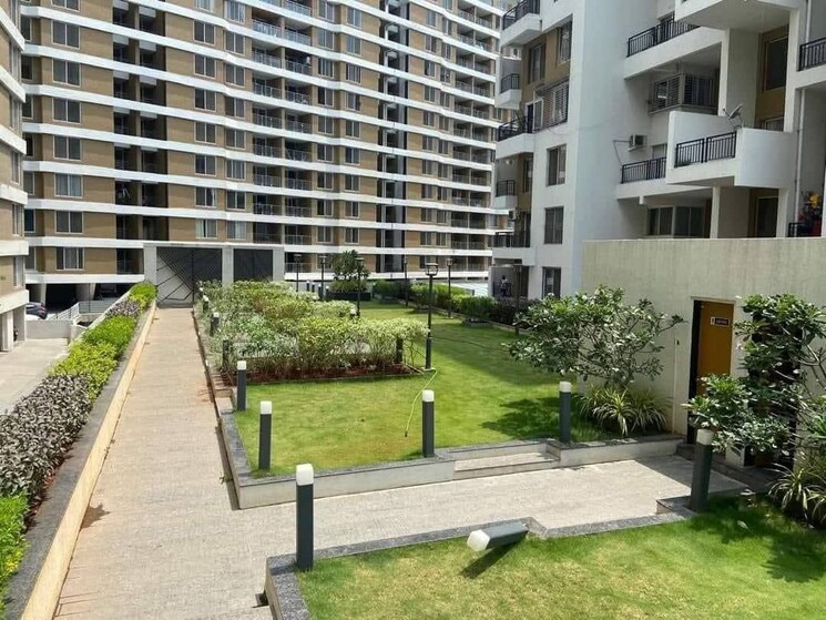 Garden, shree-signature-park 2 Bedroom 740 Sq.Ft. Apartment In Wakad Pune 9664254
