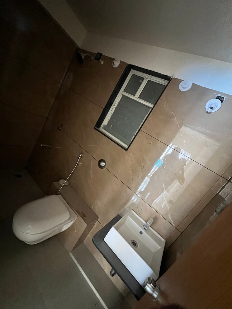 Bathroom, shree-signature-park 2 Bedroom 740 Sq.Ft. Apartment In Wakad Pune 9664254