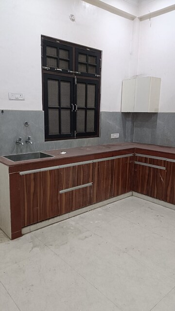 Room in 2 BHK Independent House at Faizabad Road – for Rent