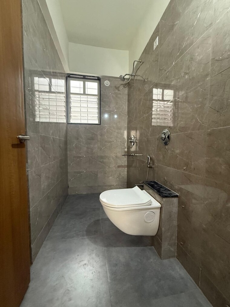 Bathroom, saheel-itrend-life 2 Bedroom 761 Sq.Ft. Apartment In Wakad Pune 9664292