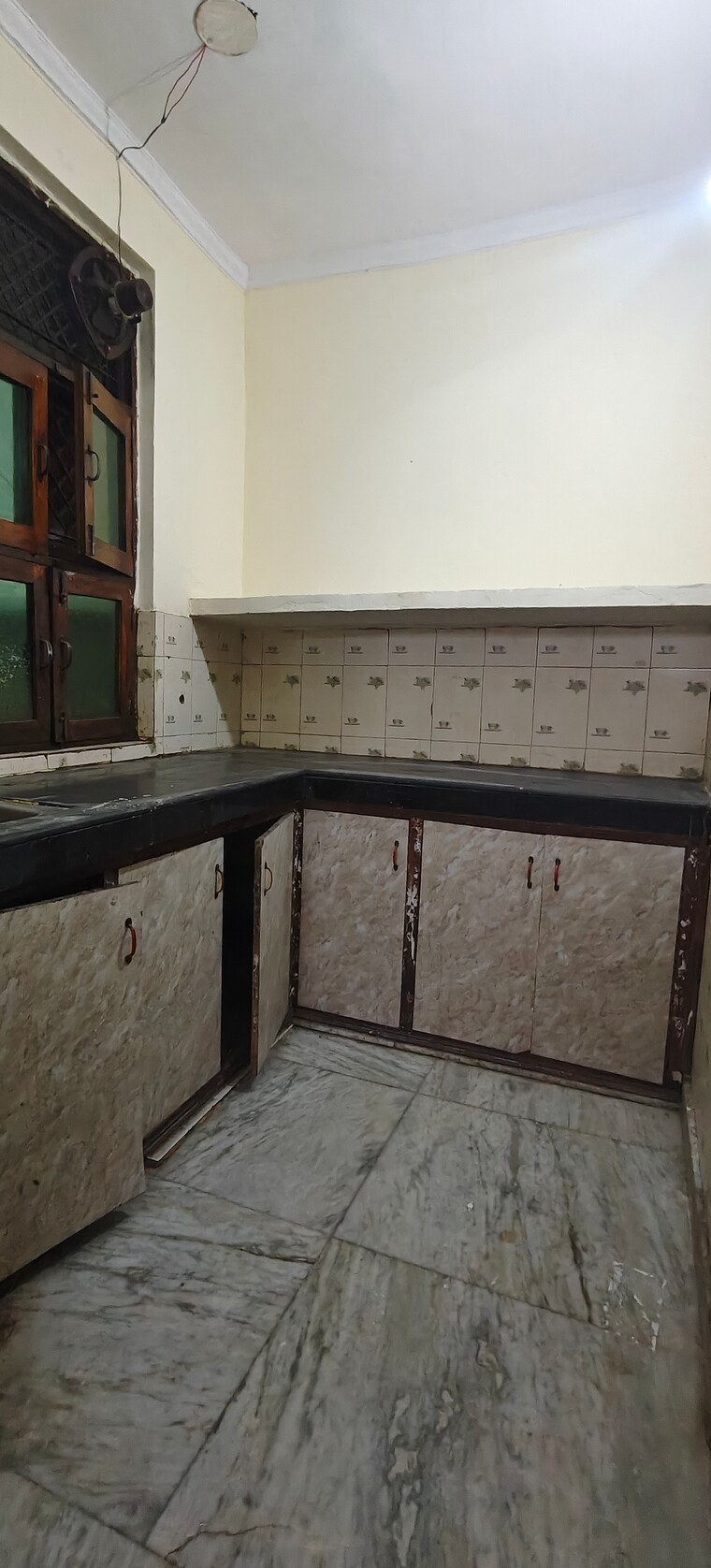 Kitchen, mayur vihar 1 3 Bedroom 900 Sq.Ft. Builder Floor In Mayur Vihar 1 Delhi 9664308