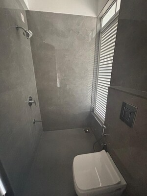 Bathroom in 2 BHK Apartment at Sanpada – for Sale