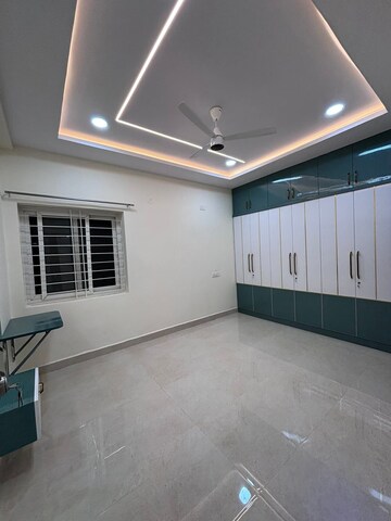 Room in 2 BHK Apartment at North Villa Kondapur, Kondapur – for Rent