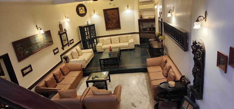 Living Room, gomti nagar 6+ Bedroom 6000 Sq.Ft. Villa In Gomti Nagar Lucknow 9664300