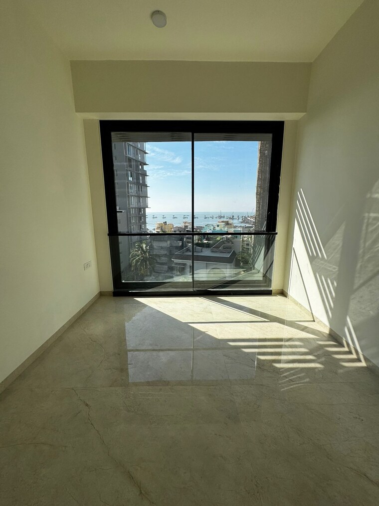 Room, kl-astoria 2.5 Bedroom 750 Sq.Ft. Apartment In Bandra West Mumbai 9664320