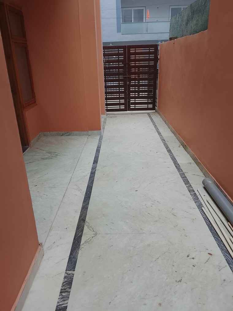 Balcony, palam vihar 2 Bedroom 173 Sq.Yd. Builder Floor In Palam Vihar Gurgaon 9664332