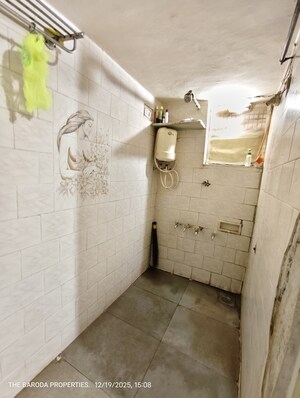 Bathroom in 2 BHK Builder Floor at Laxmipura – for Rent