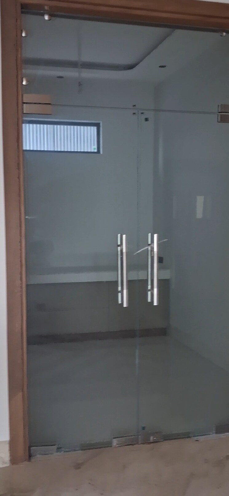 Room, risland-sky-mansion 6+ Bedroom 11000 Sq.Ft. Villa In Chattarpur Delhi 9664341