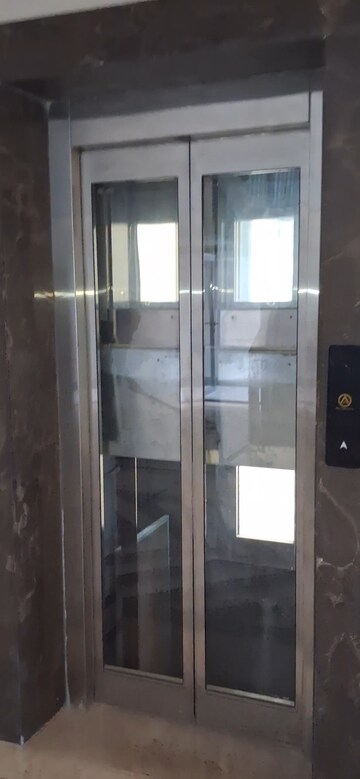 Bathroom in 6+ BHK Villa at Risland Sky Mansion, Chattarpur – for Sale