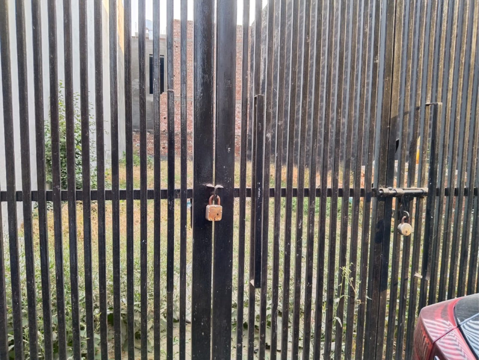 Plot For Sale in Rajwaya Road