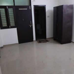 Room in 2 BHK Builder Floor at RWA Apartments Sector 47, Sector 47 – for Rent