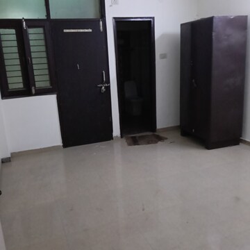 Room in 2 BHK Builder Floor at RWA Apartments Sector 47, Sector 47 – for Rent