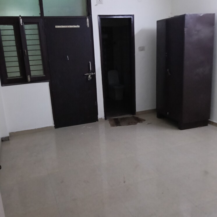 Room, rwa-apartments-sector-47 2 Bedroom 112 Sq.Mt. Builder Floor In Sector 47 Noida 9664374