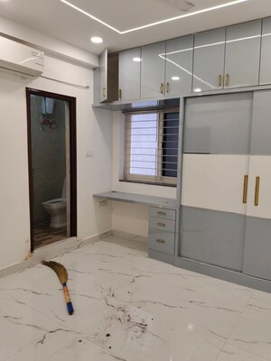 Room in 2 BHK Apartment at SR Residency Kondapur, Kondapur – for Rent